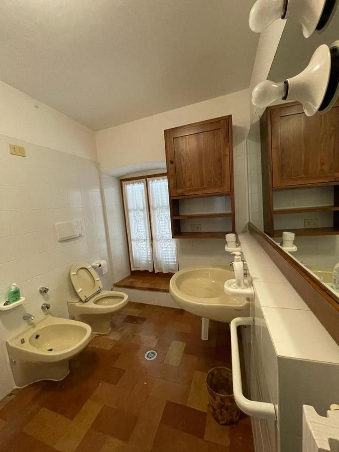 Casa Dei Lecci Apartment Foligno Bagian luar foto