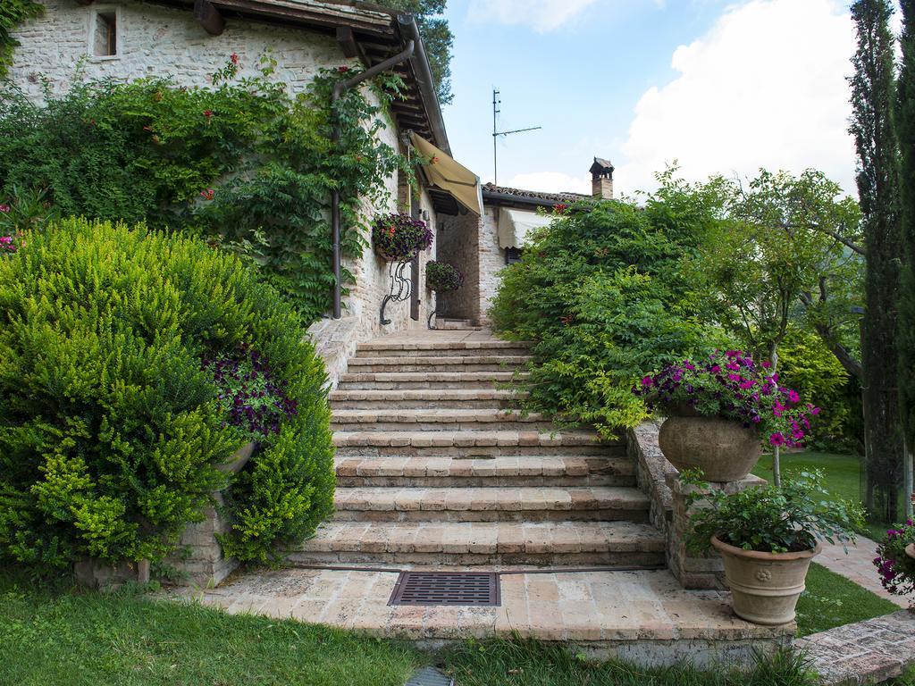 Casa Dei Lecci Apartment Foligno Bagian luar foto