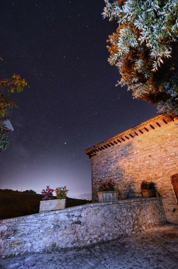 Casa Dei Lecci Apartment Foligno Bagian luar foto